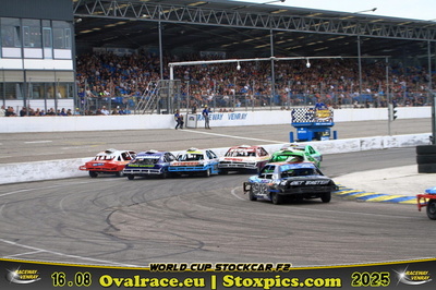 16.08 World Cup Stockcar F2